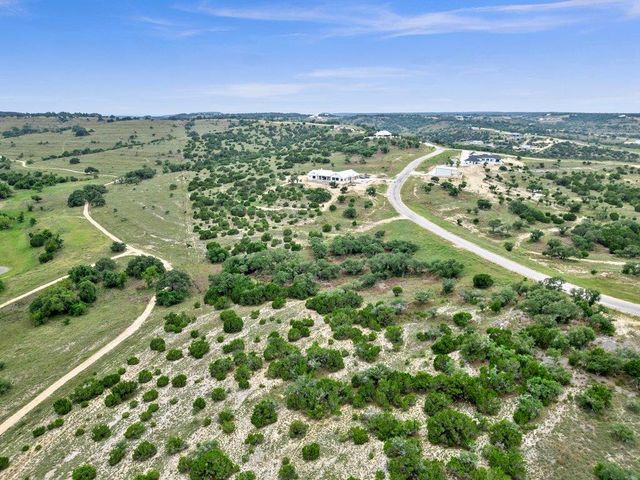 292 N Scenic Hills CT, Blanco, TX 78606