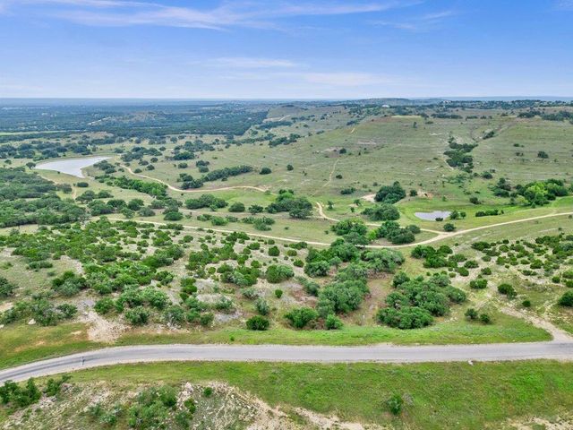 292 N Scenic Hills CT, Blanco, TX 78606