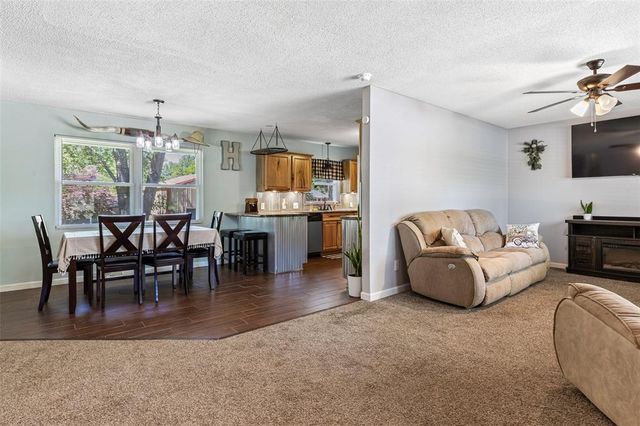 529 Hillsboro Road, Farmington, MO 63640