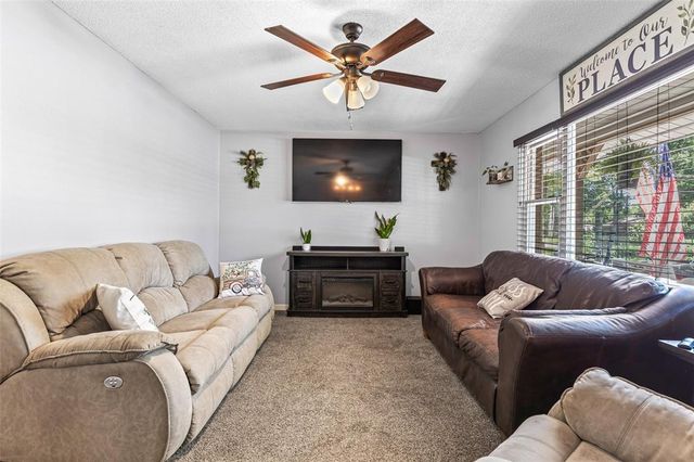 529 Hillsboro Road, Farmington, MO 63640