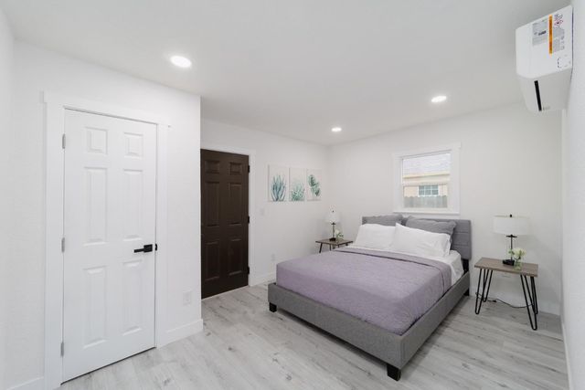 3972 17th Ave, Sacramento, CA 95820