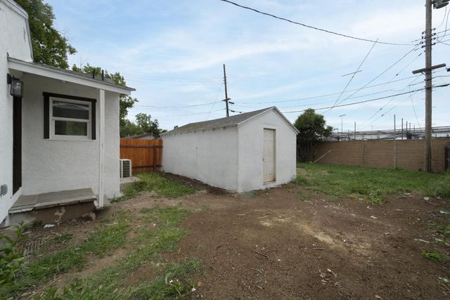 3972 17th Ave, Sacramento, CA 95820