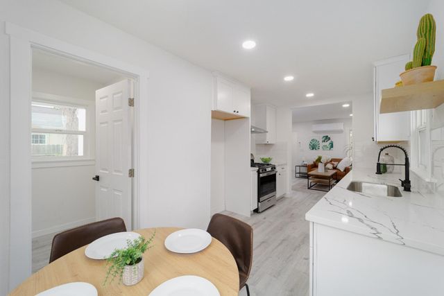 3972 17th Ave, Sacramento, CA 95820