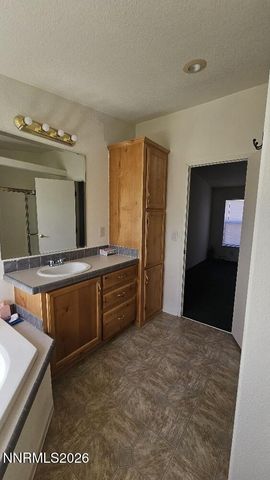 58 Venturacci Lane, Fallon, NV 89406