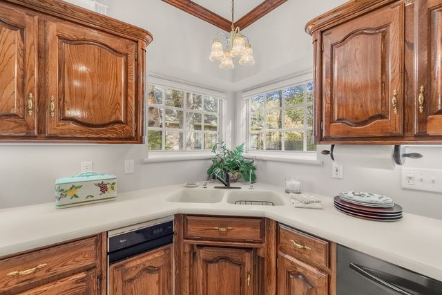 1 Willow Ridge Road, Greenville, TX 75402