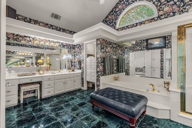 1 Willow Ridge Road, Greenville, TX 75402