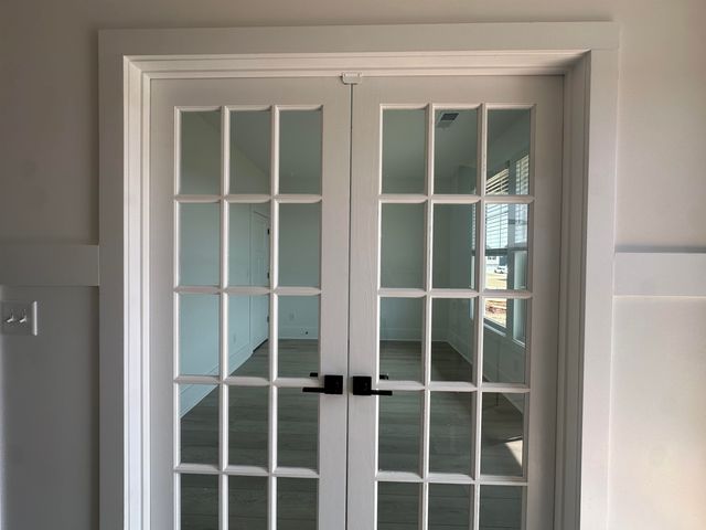 335 E Pyrenees Drive, Wellford, SC 29385