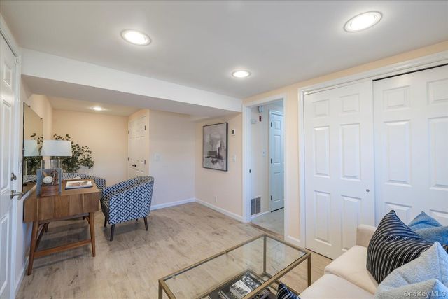 2970 Bond Drive, Merrick, NY 11566