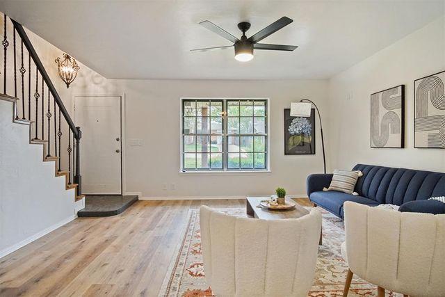 613 Belle Air Avenue, Edmond, OK 73013