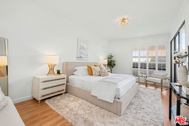 2276 S Beverly Glen Boulevard 207, Los Angeles, CA 90064