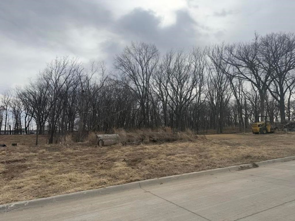 Lot 54 Madden Addition, Tiffin, IA 52340