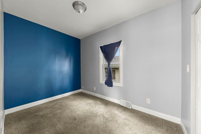8019 46th Street, Lyons, IL 60534