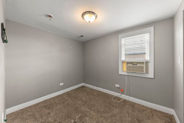 8019 46th Street, Lyons, IL 60534
