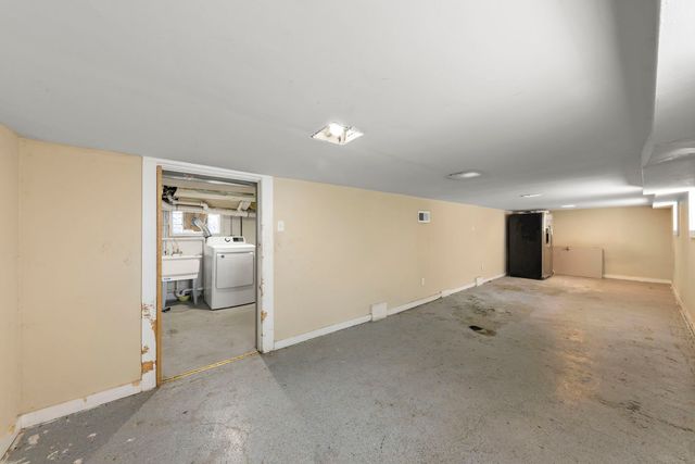 8019 46th Street, Lyons, IL 60534