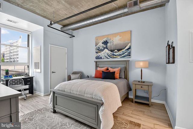 1300 N ST NW #214, Washington, DC 20005