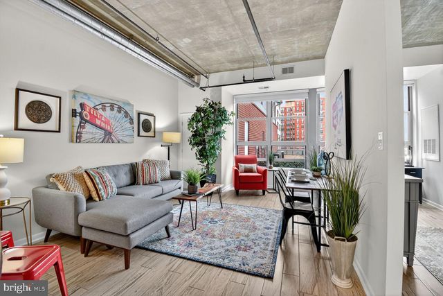 1300 N ST NW #214, Washington, DC 20005