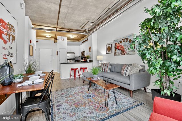 1300 N ST NW #214, Washington, DC 20005