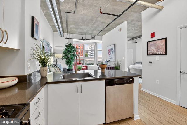 1300 N ST NW #214, Washington, DC 20005