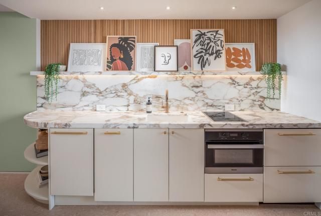 239 4th St, Encinitas, CA 92024