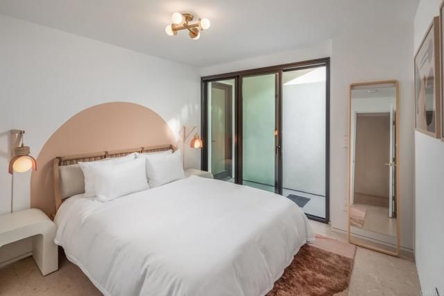 239 4th St, Encinitas, CA 92024