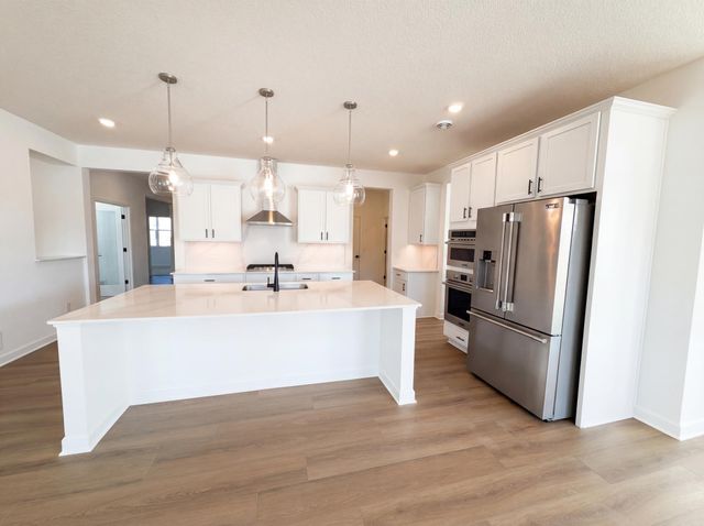 10925 Glacier Lane N, Maple Grove, MN 55369