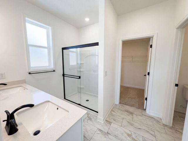 10925 Glacier Lane N, Maple Grove, MN 55369