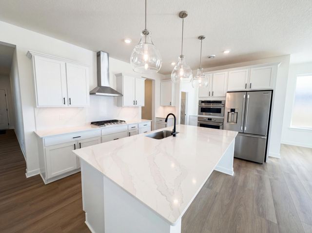 10925 Glacier Lane N, Maple Grove, MN 55369