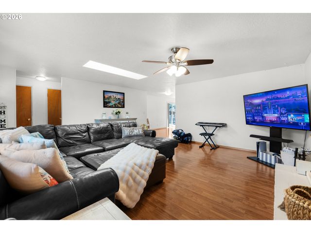 1501 S MAIN Ave, Warrenton, OR 97146