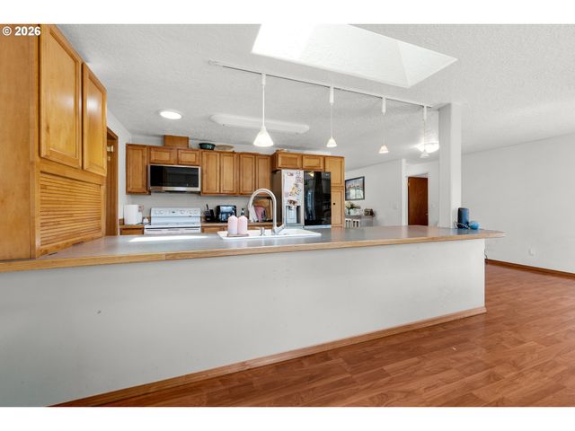 1501 S MAIN Ave, Warrenton, OR 97146