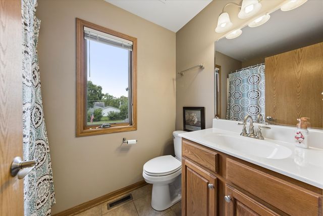 7024 Garden Lane, Bridgeview, IL 60455