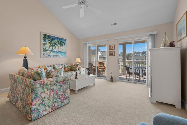 631 Woodmoor Dr Unit 302, Murrells Inlet, SC 29576
