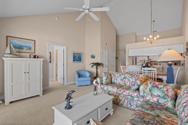 631 Woodmoor Dr Unit 302, Murrells Inlet, SC 29576