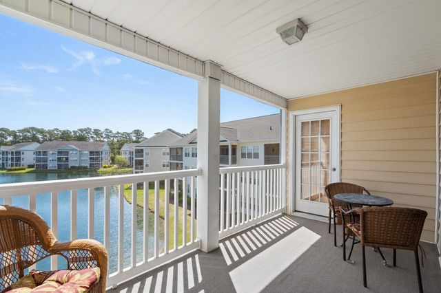 631 Woodmoor Dr Unit 302, Murrells Inlet, SC 29576