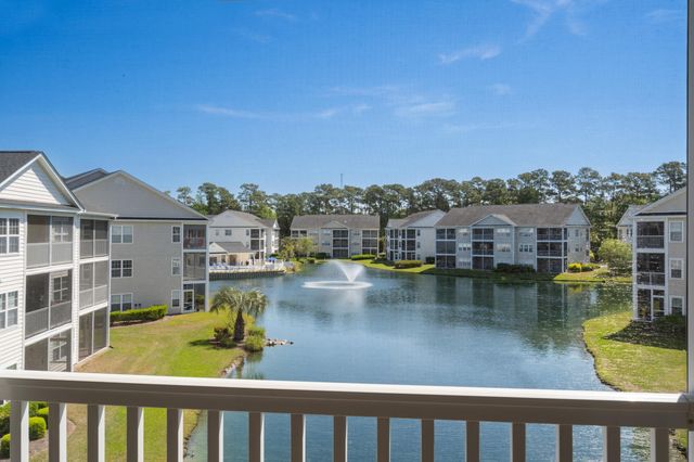 631 Woodmoor Dr Unit 302, Murrells Inlet, SC 29576
