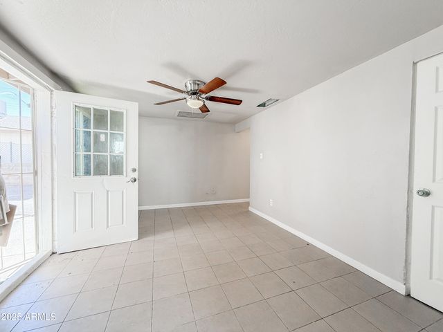 9606 N 11TH Avenue 106, Phoenix, AZ 85021