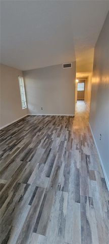 8725 N 48TH STREET A, Tampa, FL 33617