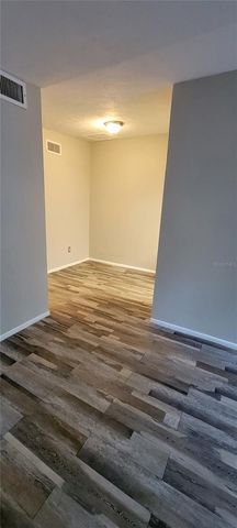 8725 N 48TH STREET A, Tampa, FL 33617