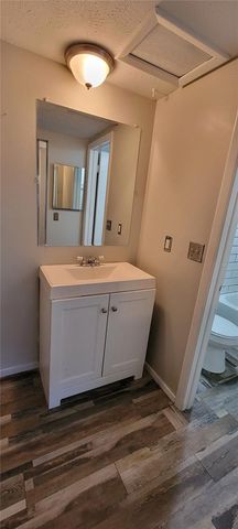 8725 N 48TH STREET A, Tampa, FL 33617