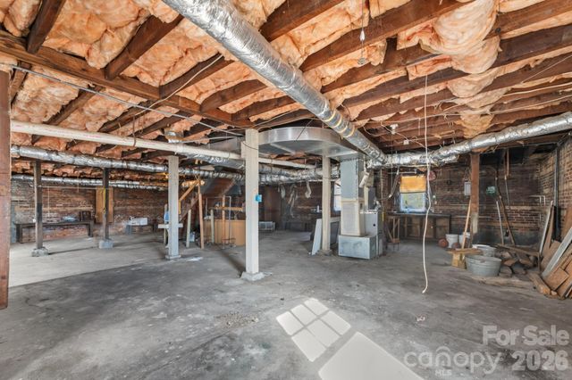 1011 Ashe Avenue NW, Lenoir, NC 28645