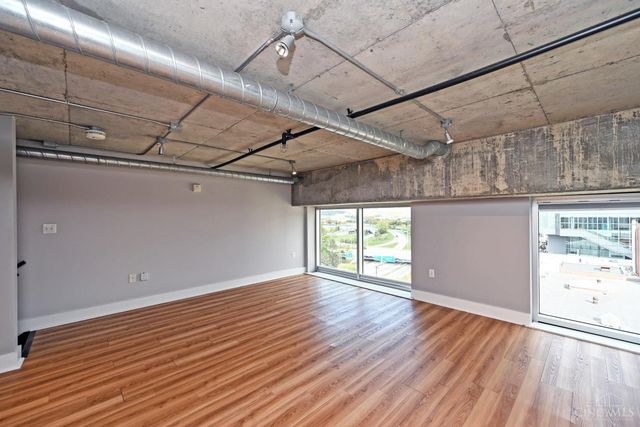 353 W Fourth Street, Cincinnati, OH 45202