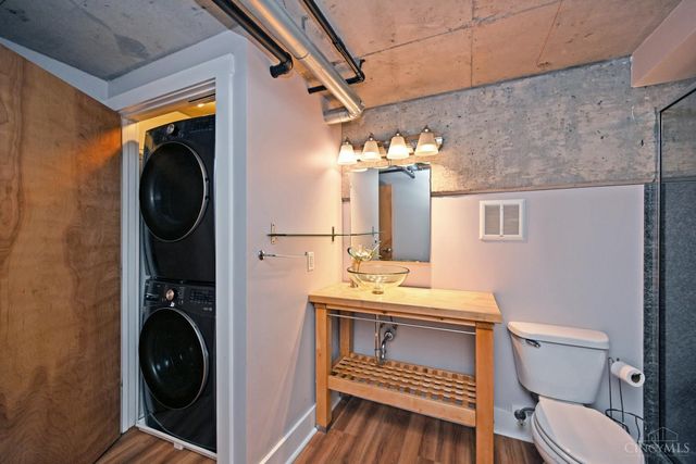 353 W Fourth Street, Cincinnati, OH 45202