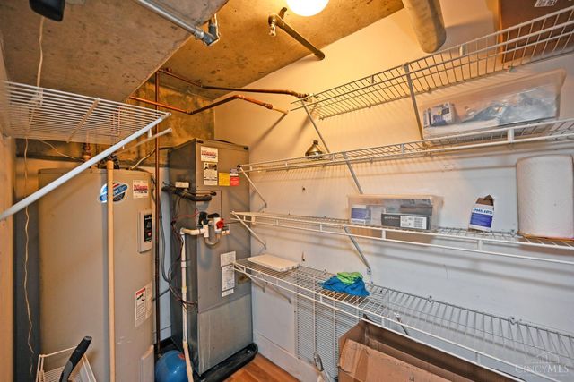 353 W Fourth Street, Cincinnati, OH 45202