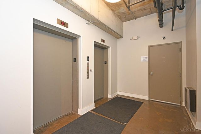 353 W Fourth Street, Cincinnati, OH 45202