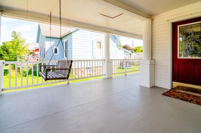 416 MAIN STREET, Oconto, WI 54153