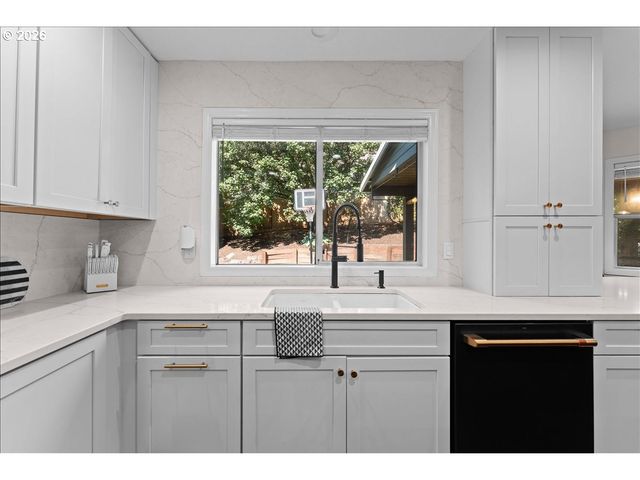 16223 Sw 146TH Ave, Tigard, OR 97224