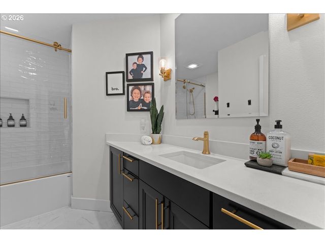 16223 Sw 146TH Ave, Tigard, OR 97224