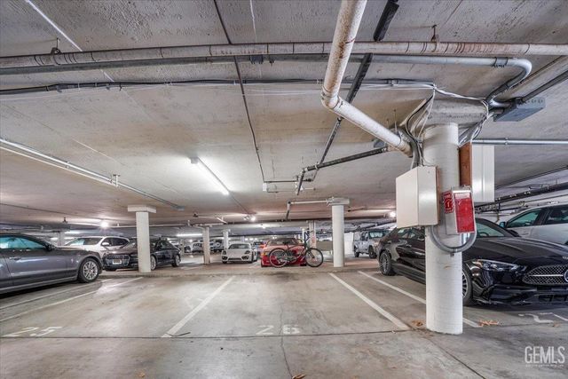 11645 Montana Avenue 126, Los Angeles, CA 90049