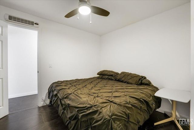 11645 Montana Avenue 126, Los Angeles, CA 90049