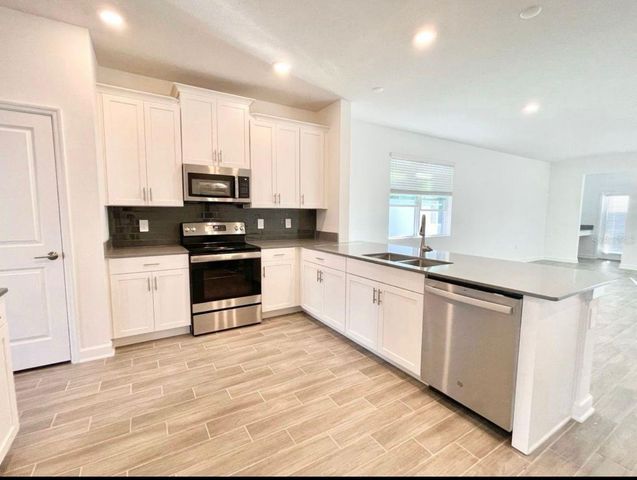 11478 LISTENING DRIVE, Orlando, FL 32832