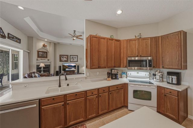 13304 THOROUGHBRED DRIVE, Dade City, FL 33525